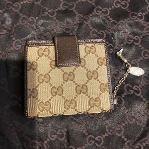 Authentic Gucci wallet